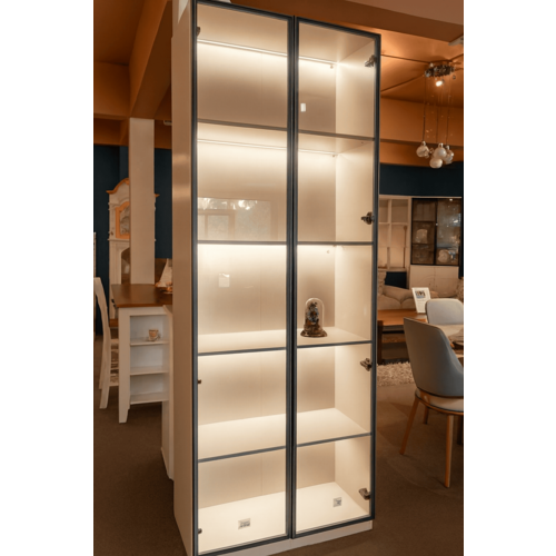 HR-1021 HALL CABINET HR-1021 HALL CABINET